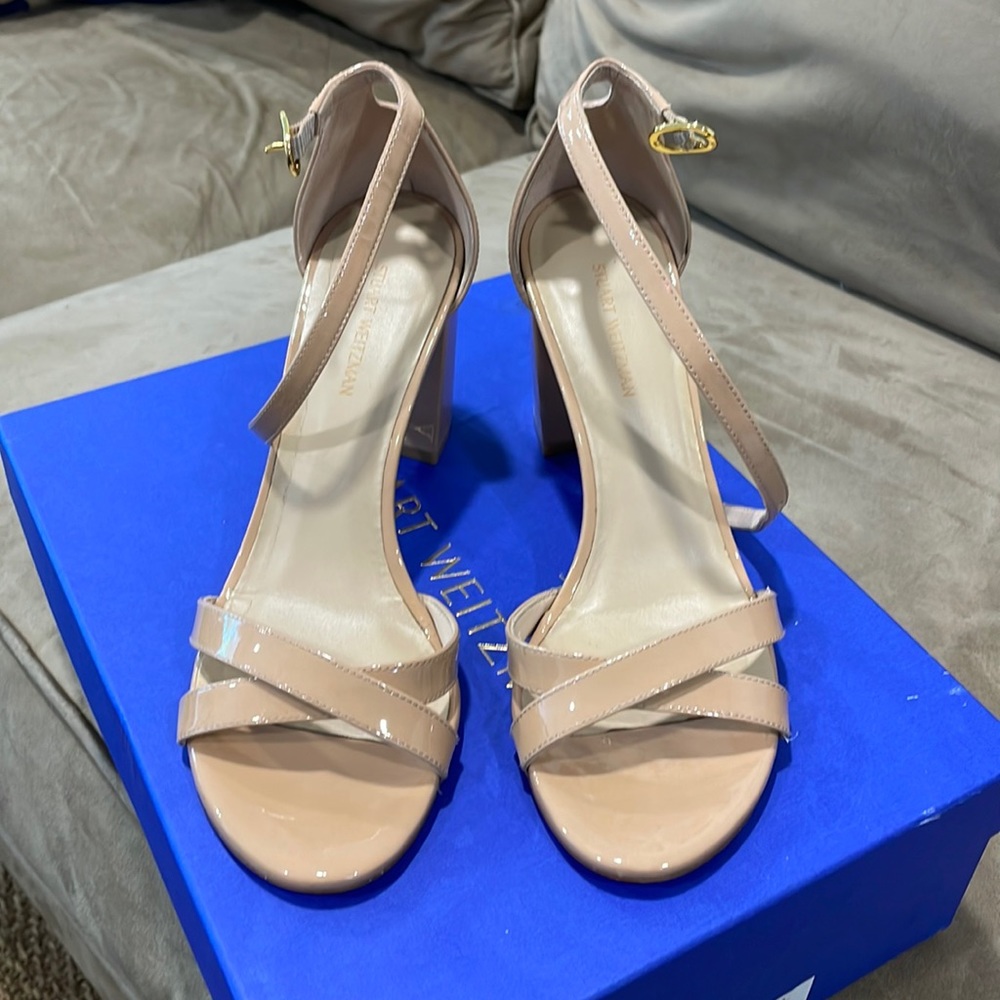 Stuart Weitzman Nearlynude Cross - Patent Nude Size 7